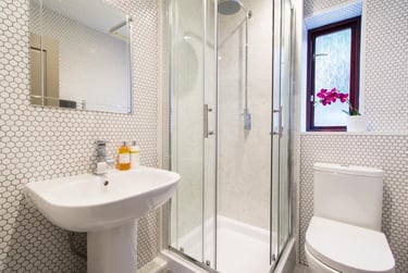 3 bed flat, Victoria Road, Hyde Park, Leeds, LS61PD - Image 8