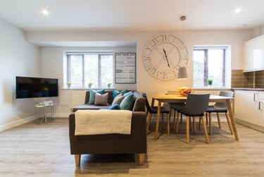 3 bed flat, Victoria Road, Hyde Park, Leeds, LS61PD - Image 3
