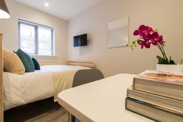 3 bed flat, Victoria Road, Hyde Park, Leeds, LS61PD - Image 9