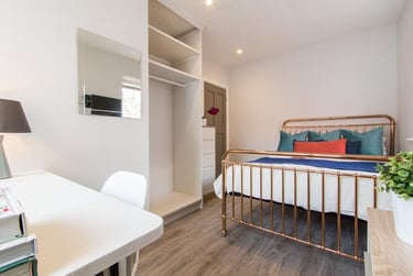 3 bed flat, Victoria Road, Hyde Park, Leeds, LS61PD - Image 7