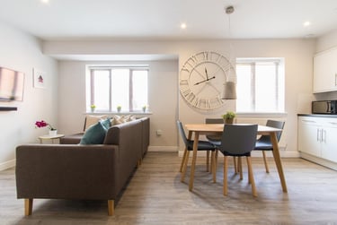 3 bed flat, Victoria Road, Hyde Park, Leeds, LS61PD - Image 4