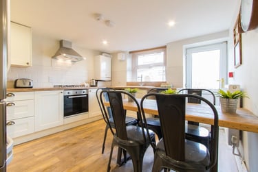 5 bed house, Prospect Street, City Centre, Lancaster, LA13BJ - Image 1