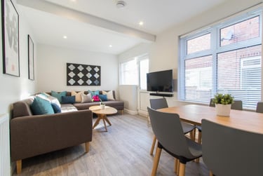 6 bed house, Kingswood Road, Fallowfield, Manchester, M146SA - Image 1