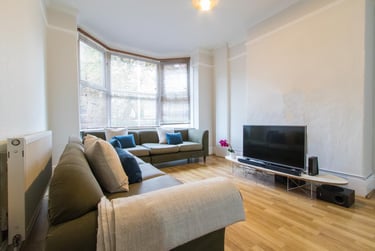 9 bed house, Amherst Road, Fallowfield, Manchester, M146UQ - Image 2