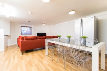 6 bed flat, Ladybarn Road, Fallowfield, Manchester, M146WN - Image 4