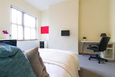6 bed flat, Ladybarn Road, Fallowfield, Manchester, M146WN - Image 4