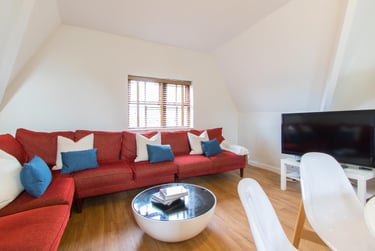 7 bed flat, Ladybarn Road, Fallowfield, Manchester, M146WN - Image 1