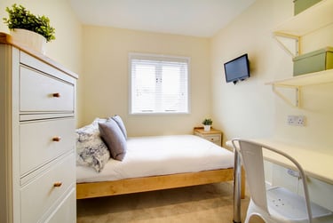 6 bed house, Kimbolton Avenue, Radford, Nottingham, NG71PT - Image 5