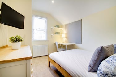 6 bed house, Kimbolton Avenue, Radford, Nottingham, NG71PT - Image 8