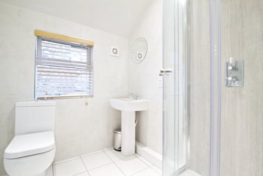 5 bed house, Derby Grove, Radford, Nottingham, NG71PE - Image 3