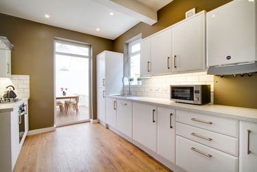 6 bed house, Booth Avenue, Fallowfield, Manchester, M146RB - Image 3