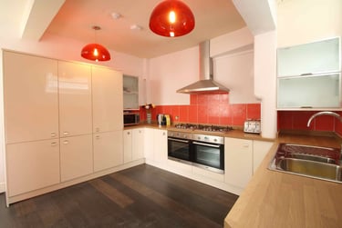 10 bed house, Fishergate, York, YO104AE - Image 3