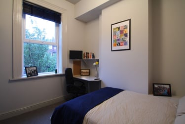 6 bed house, Woodsley Road, Woodhouse, Leeds, LS29LZ - Image 2