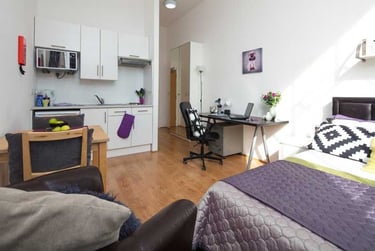 Gold Plus Studio at Smart Student Accommodation, 3-5 Thane Villas, Holloway, London, N77PH - Image 1
