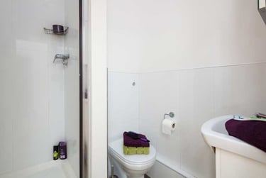 Gold Plus Studio at Smart Student Accommodation, 3-5 Thane Villas, Holloway, London, N77PH - Image 3