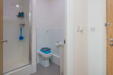 Silver Studio at Smart Student Accommodation, 3-5 Thane Villas, Holloway, London, N77PH - Image 2