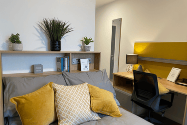 Ensuite Classic at Hillfort House, Moulsecoomb Way, Lewes Road, Brighton, BN24PB - Image 1