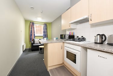 One Bed Apartment Silver - Image 2