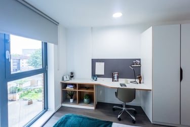 Ensuite Gold Plus Upper Floor at Dobbie’s Point, North Hanover Street, City Centre, Glasgow, G40PY - Image 2