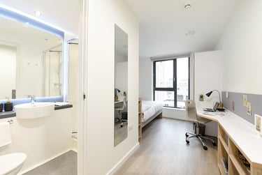 Ensuite Gold at St Mungo's, 200 St James Road, City Centre, Glasgow, G40NT - Image 3