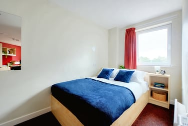 Apartment at Nottingham Two, Midland Way, Dunkirk, Nottingham, NG73LP - Image 1
