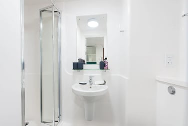 Two bedroom apartment bronze - Image 8