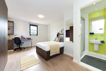 Ensuite Platinum at St Davids, Morfa Road, City Centre, Swansea, SA12DN - Image 1