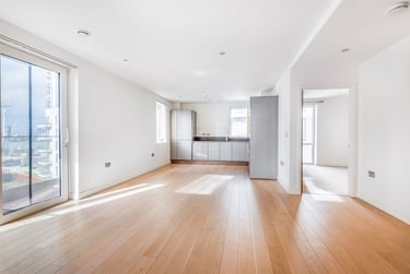 2 bed flat, Flat 41, 48 Reminder Lane, Greenwich, London, SE100NQ - Image 2