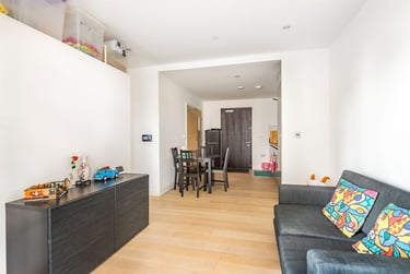 1 bed studio, Flat 21, 48 Reminder Lane, Greenwich, London, SE100NQ - Image 3