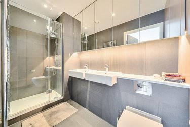 3 bed flat, Flat 2, 48 Reminder Lane, Greenwich, London, SE100NQ - Image 7