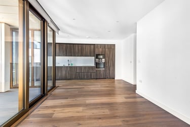 2 bed flat, Flat 45, 21 Reminder Lane, Greenwich, London, SE100UH - Image 2