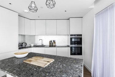 3 bed flat, Flat 402, 18 Cutter Lane, Greenwich, London, SE100YB - Image 4