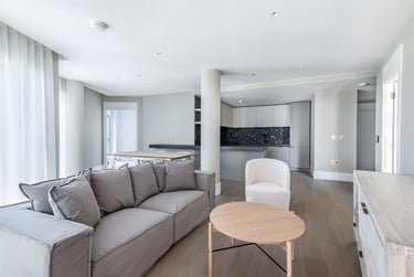 2 bed flat, Flat 1304, 8 Cutter Lane, Greenwich, London, SE100YX - Image 1