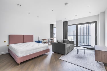 1 bed studio, Flat 311, 4 Cutter Lane, Greenwich, London, SE100YY - Image 1