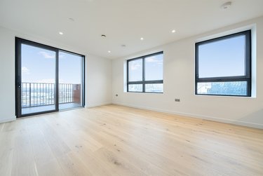 2 bed flat, Flat 107, 2 Mabyn Lane, Greenwich, London, SE100GF - Image 2