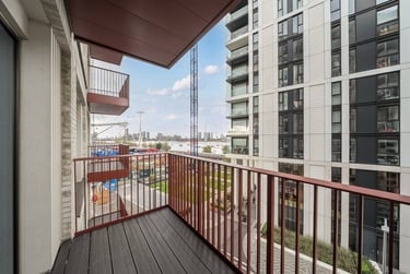 1 bed studio, Flat 404, 57 Chandlers Avenue, Greenwich, London, SE100FH - Image 7