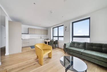 2 bed flat, Flat 1902, 8 Pilot Walk, Greenwich, London, SE100FL - Image 1