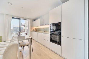 1 bed studio, Flat 1001, 8 Pilot Walk, Greenwich, London, SE100FJ - Image 4