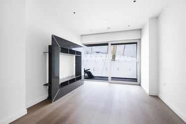 2 bed flat, Flat 901, 18 Cutter Lane, Greenwich, London, SE100YB - Image 3