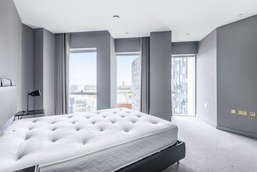 2 bed flat, Flat 1001, 4 Cutter Lane, Greenwich, London, SE100ZS - Image 5