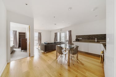 2 bed flat, Flat 62, 22 John Harrison Way, Greenwich, London, SE100GJ - Image 4