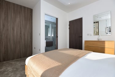 2 bed flat, Flat 42, 21 Reminder Lane, Greenwich, London, SE100UH - Image 5