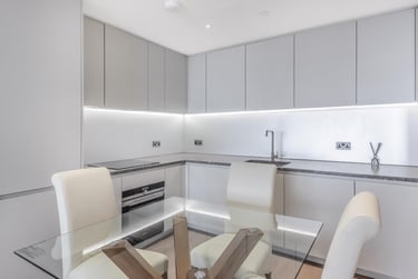 2 bed flat, Flat 201, 18 Cutter Lane, Greenwich, London, SE100YB - Image 2