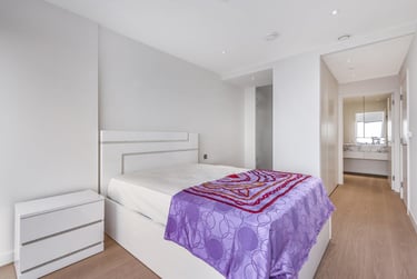 2 bed flat, Flat 201, 18 Cutter Lane, Greenwich, London, SE100YB - Image 3
