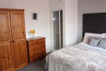 6 bed house, Winton, Ensbury Park, Bournemouth, BH92RP - Image 8