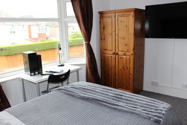 6 bed house, Winton, Ensbury Park, Bournemouth, BH92RP - Image 14