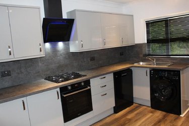 6 bed house, Winton, Ensbury Park, Bournemouth, BH91LZ - Image 5