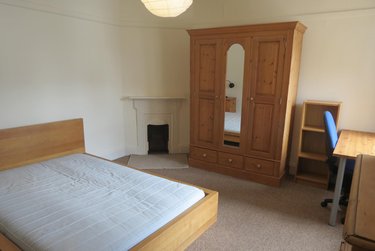 3 bed flat, Moordown, Bournemouth, BH92DX - Image 2
