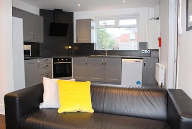 6 bed house, Winton, Bournemouth, BH92LY - Image 6