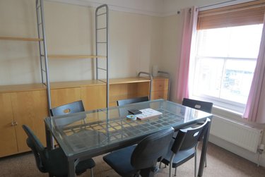 3 bed flat, Moordown, Bournemouth, BH92DX - Image 8